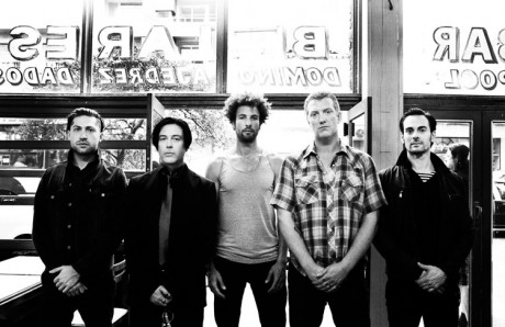 QOTSA-2013-PRESS-SHOT
