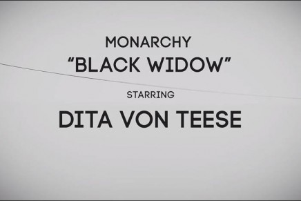 Monarchy: il nuovo video di Black Widow con Dita Von Teese