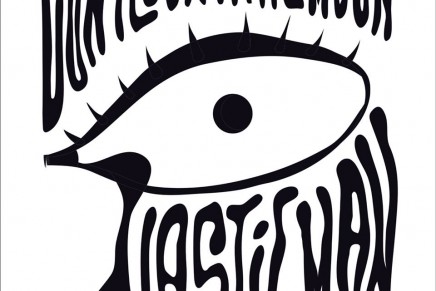 Plastic Man – Don’t Look At The Moon