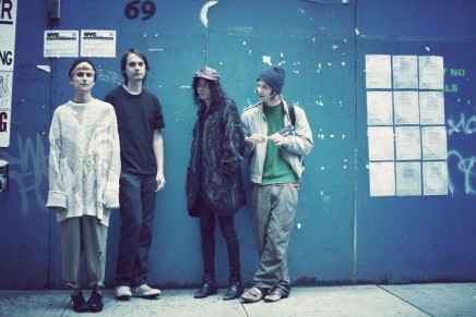 Ascolta “Is the Is Are” dei DIIV