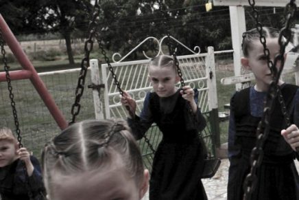 Crystal Castles – Amnesty (I)