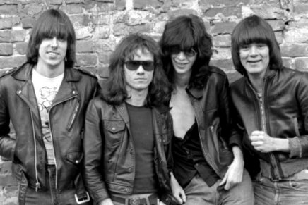 New York: dedicata una via in onore dei Ramones