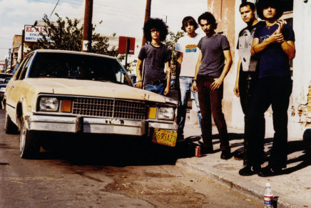 Il nuovo pezzo degli At the drive-in è dinamite con la miccia bagnata ma va bene uguale