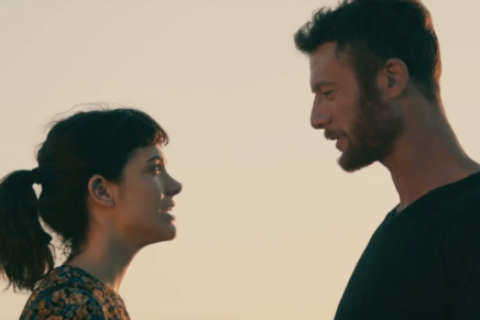 Sunday Morning: guarda il video di “Should I?”