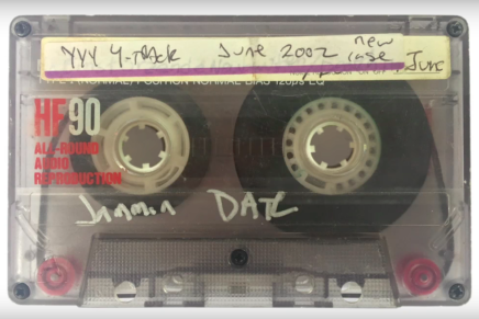 Yeah Yeah Yeahs: ascolta “Phone Jam”