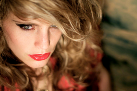 Nuova data italiana per Anna Calvi
