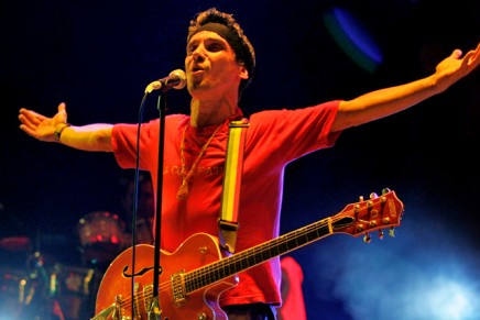 MANU CHAO, Il tour “La Ventura” arriva il 12 agosto in Toscana
