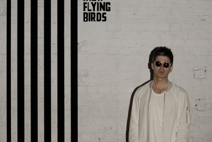 Noel Gallagher’s High Flying Birds – Chasing Yesterday