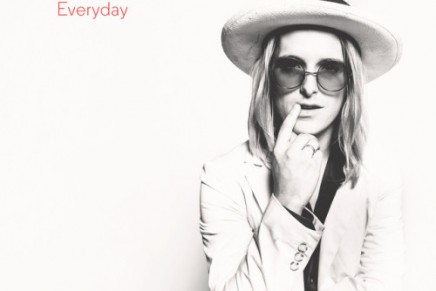 Ritorna Diane Coffee con Everybody’s A Good Dog