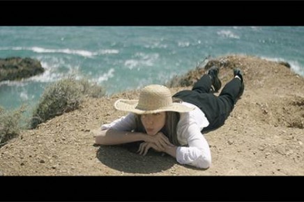 “Sea Calls Me Home”: il nuovo video di Julia Holter