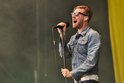 Kaiser Chiefs: D’Amore & Politica