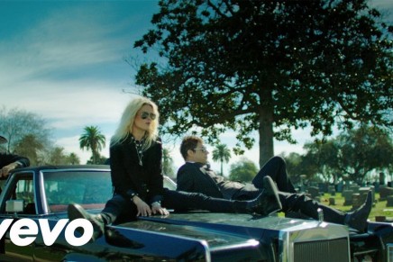 The Kills: guarda con noi “Doing it to Death”