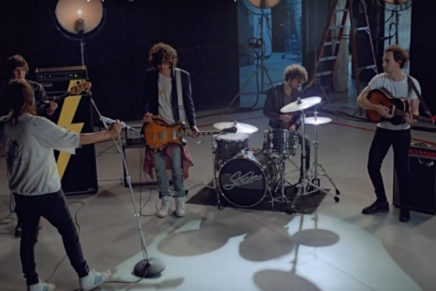 The Strokes: guarda “Threat of Joy”