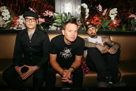 Il nuovo video dei Blink 182 è noioso da morire